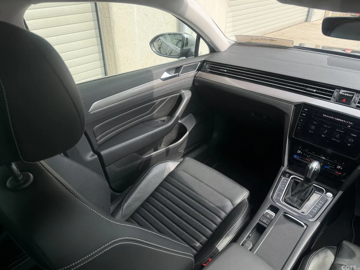 Volkswagen Passat Estate, Diesel, 2022, Black