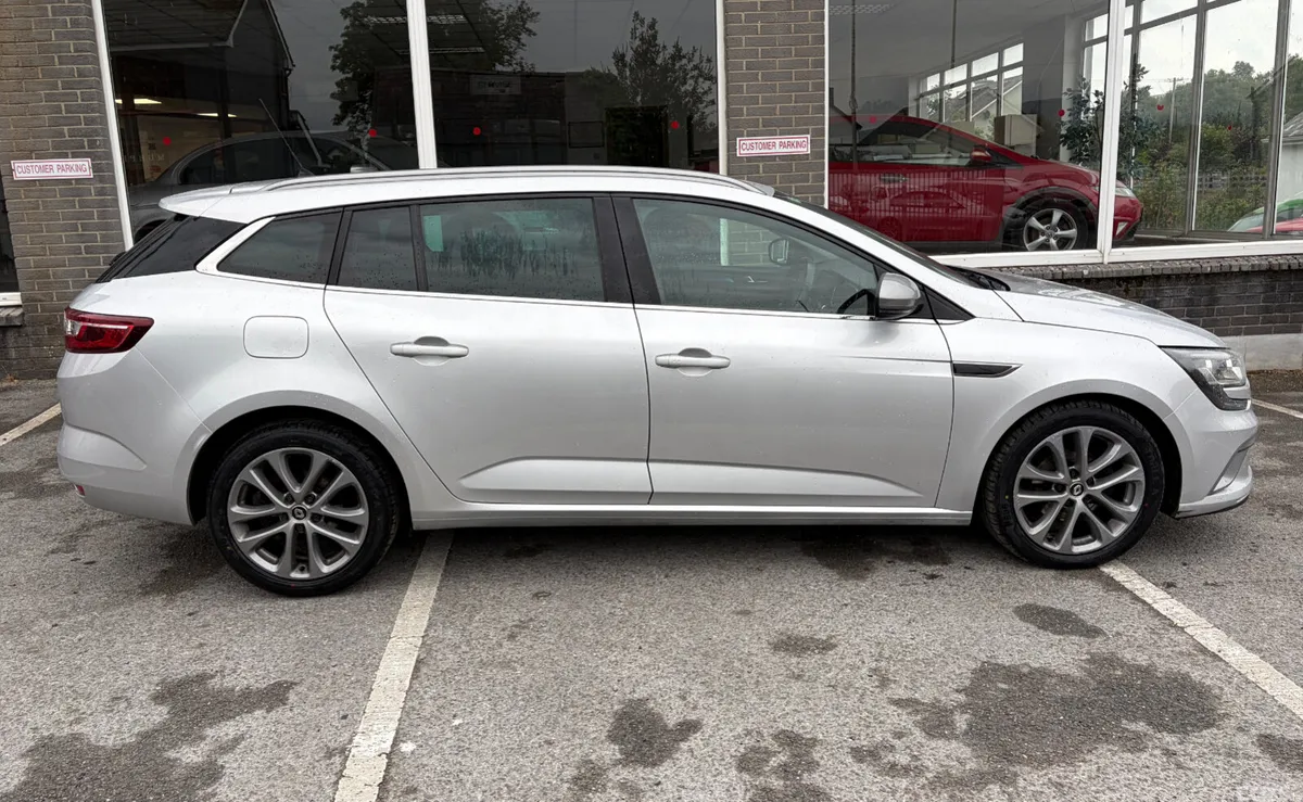 Renault Megane Estate, Diesel, 2018, Grey
