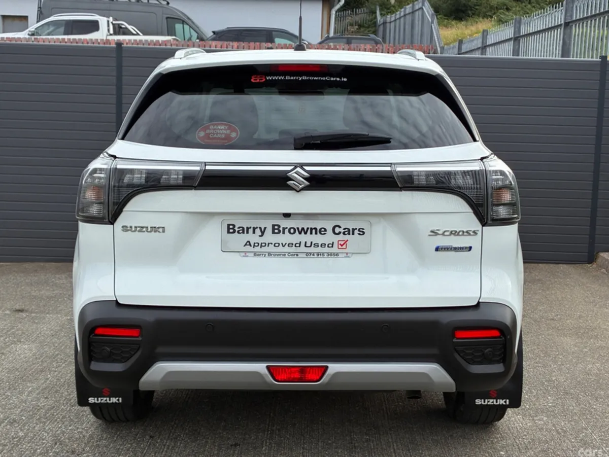 Suzuki SX4 S-Cross Hatchback, Petrol, 2023, White