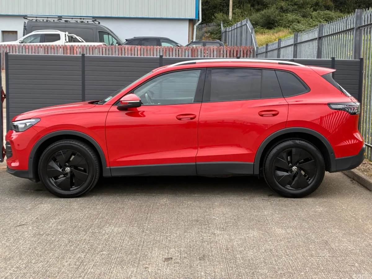 Volkswagen Tiguan SUV, Diesel, 2024, Red