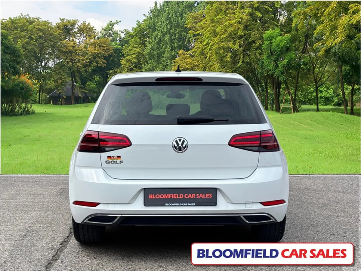 Volkswagen Golf Hatchback, Petrol, 2019, White