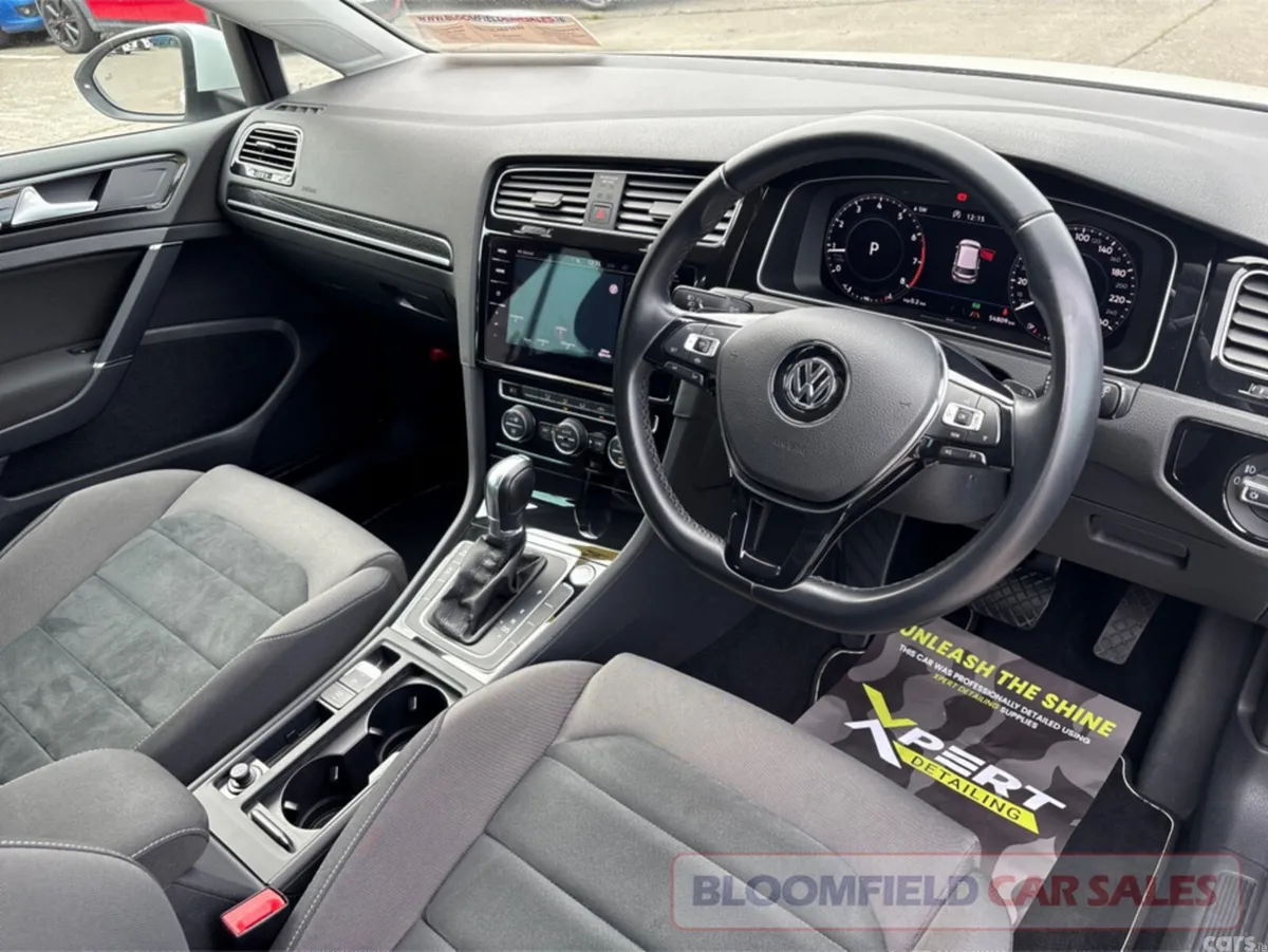 Volkswagen Golf Hatchback, Petrol, 2019, White