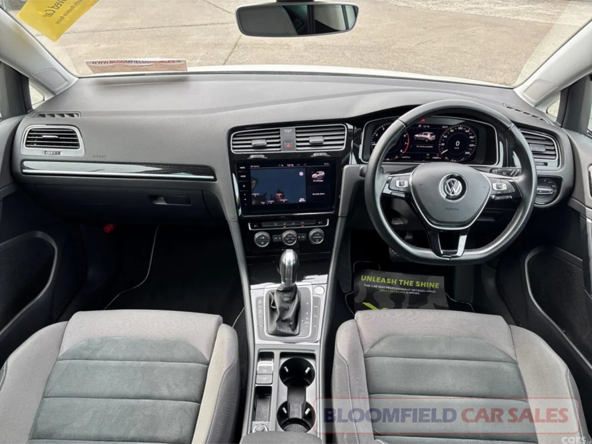 Volkswagen Golf Hatchback, Petrol, 2019, White