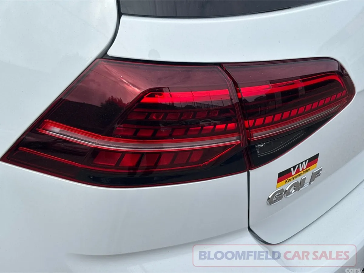 Volkswagen Golf Hatchback, Petrol, 2019, White