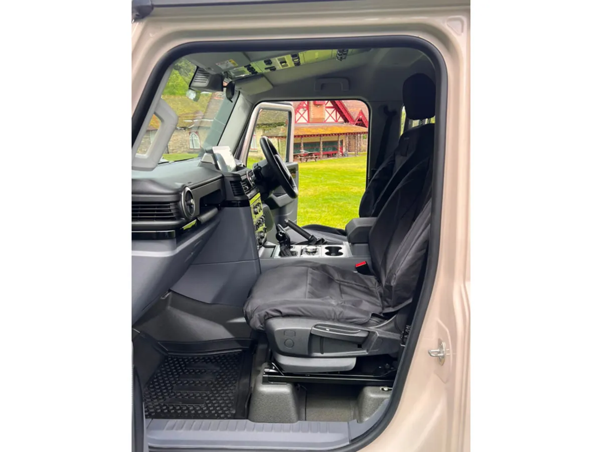 INEOS Grenadier Pick Up, Diesel, 2025, Grey