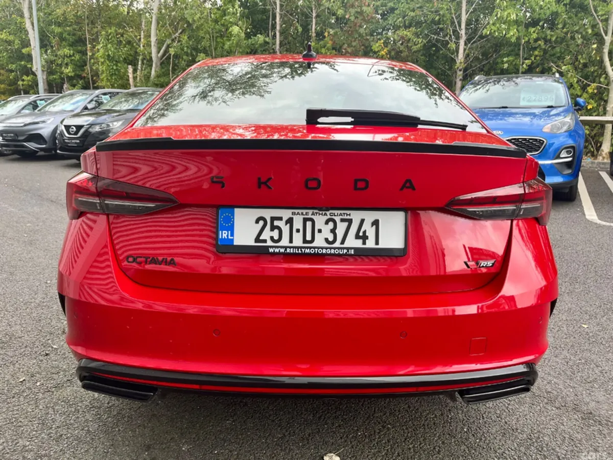 Skoda Octavia Hatchback, Petrol, 2025, Red