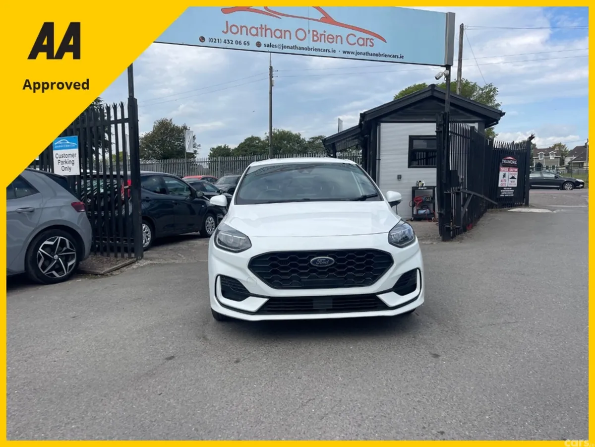 Ford Fiesta Hatchback, Petrol, 2022, White