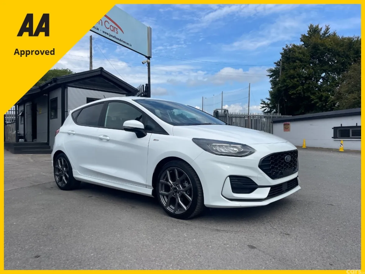 Ford Fiesta Hatchback, Petrol, 2022, White