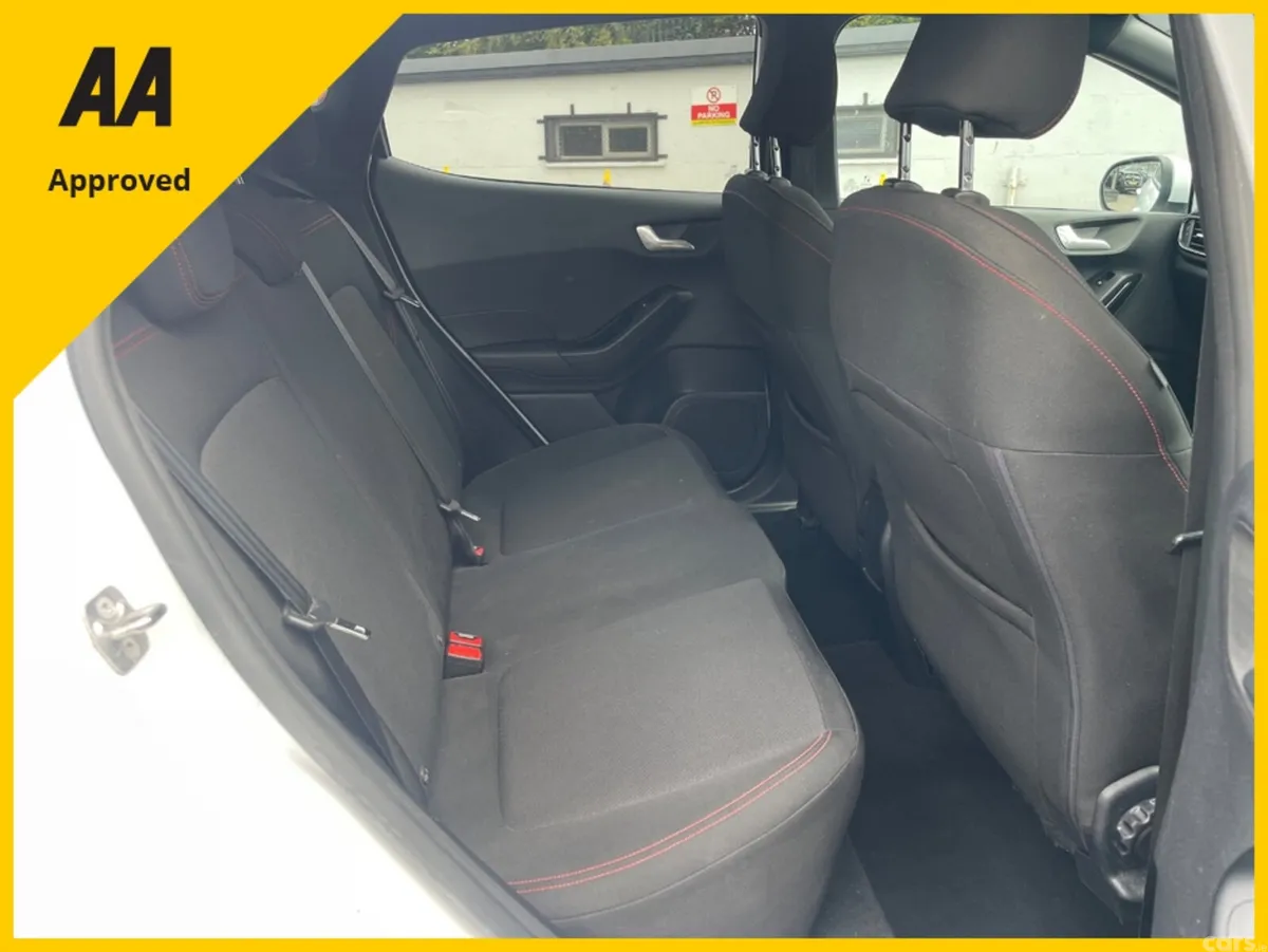 Ford Fiesta Hatchback, Petrol, 2022, White