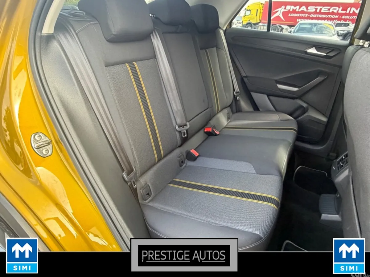 Volkswagen T-Roc SUV, Diesel, 2020, Gold