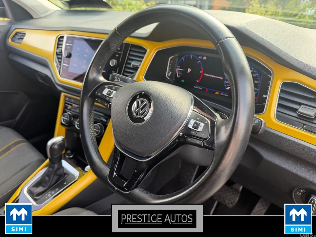 Volkswagen T-Roc SUV, Diesel, 2020, Gold