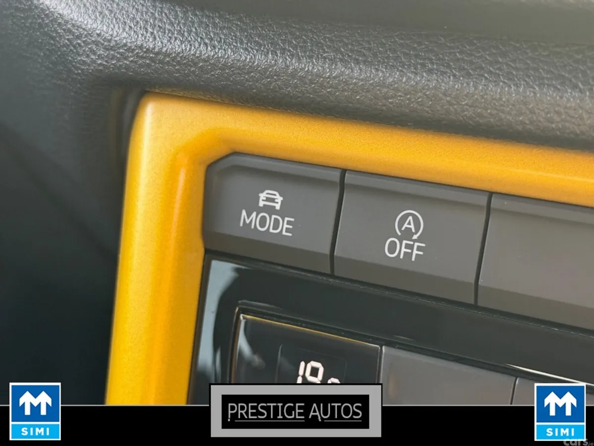 Volkswagen T-Roc SUV, Diesel, 2020, Gold