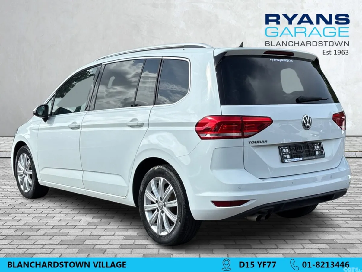 Volkswagen Touran MPV, Petrol, 2018, White