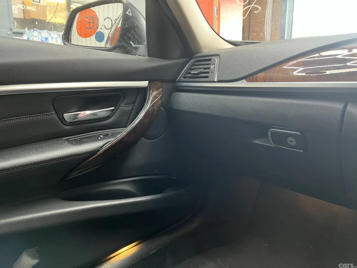 BMW 3-Series Saloon, Diesel, 2017, Black