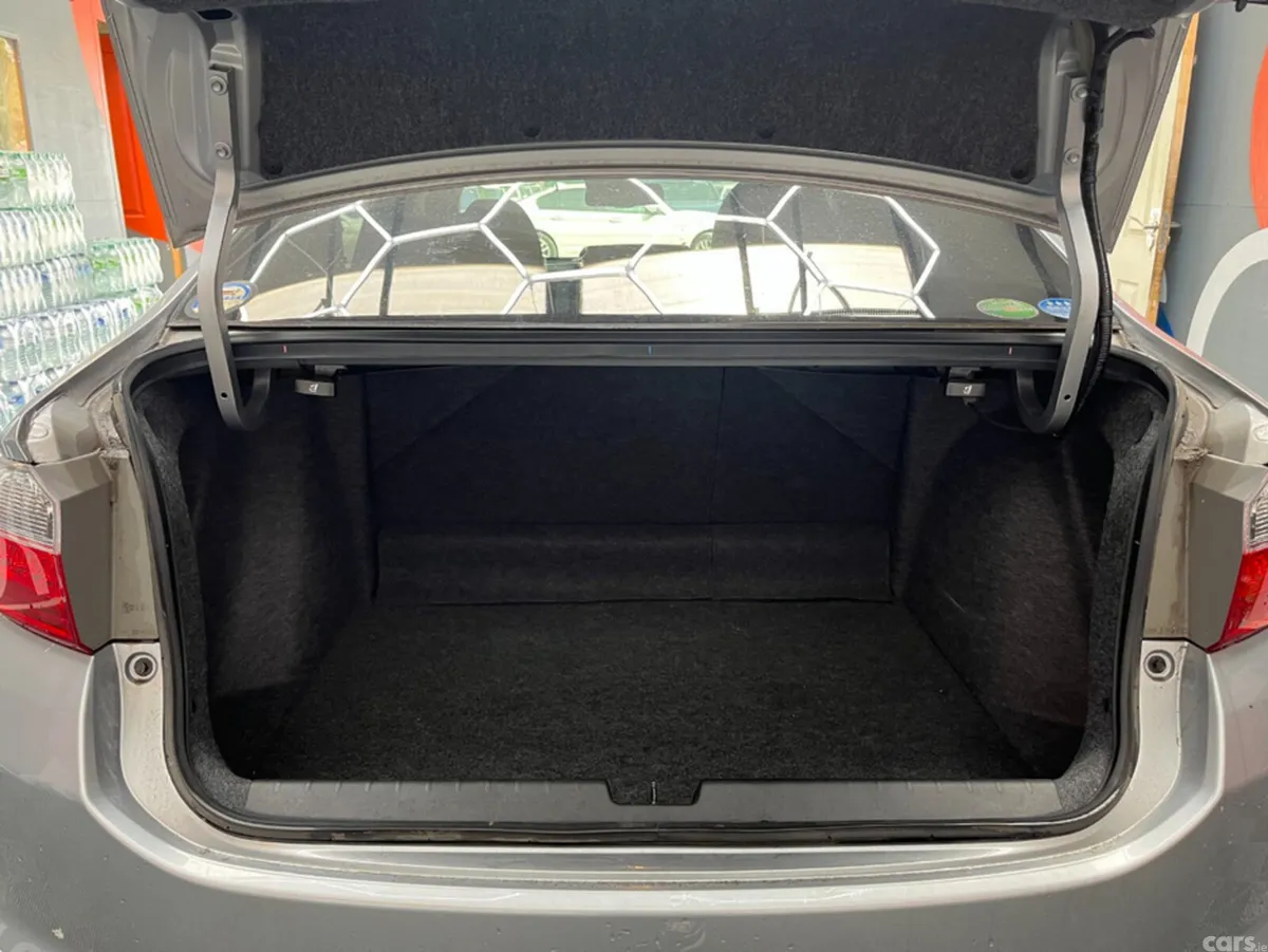 Honda Grace Saloon, Petrol Hybrid, 2021, Silver