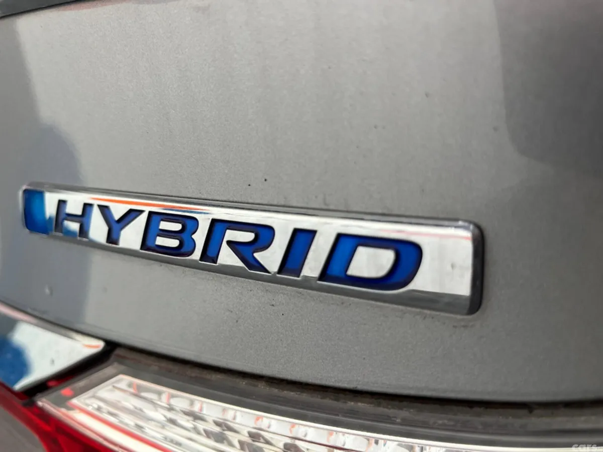 Honda Grace Saloon, Petrol Hybrid, 2021, Silver