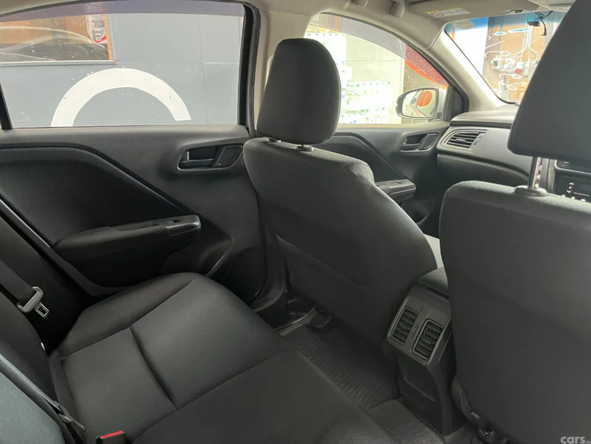 Honda Grace Saloon, Petrol Hybrid, 2021, Silver