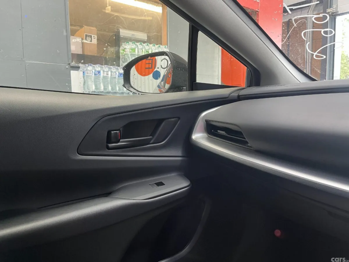 Toyota Prius Saloon, Petrol Hybrid, 2025, Black