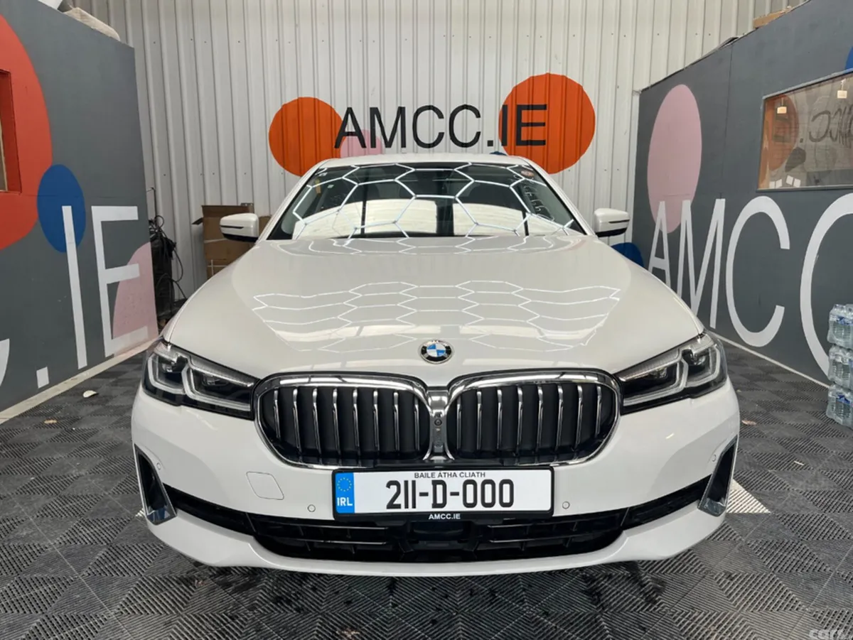 BMW 5-Series Saloon, Petrol Hybrid, 2021, White