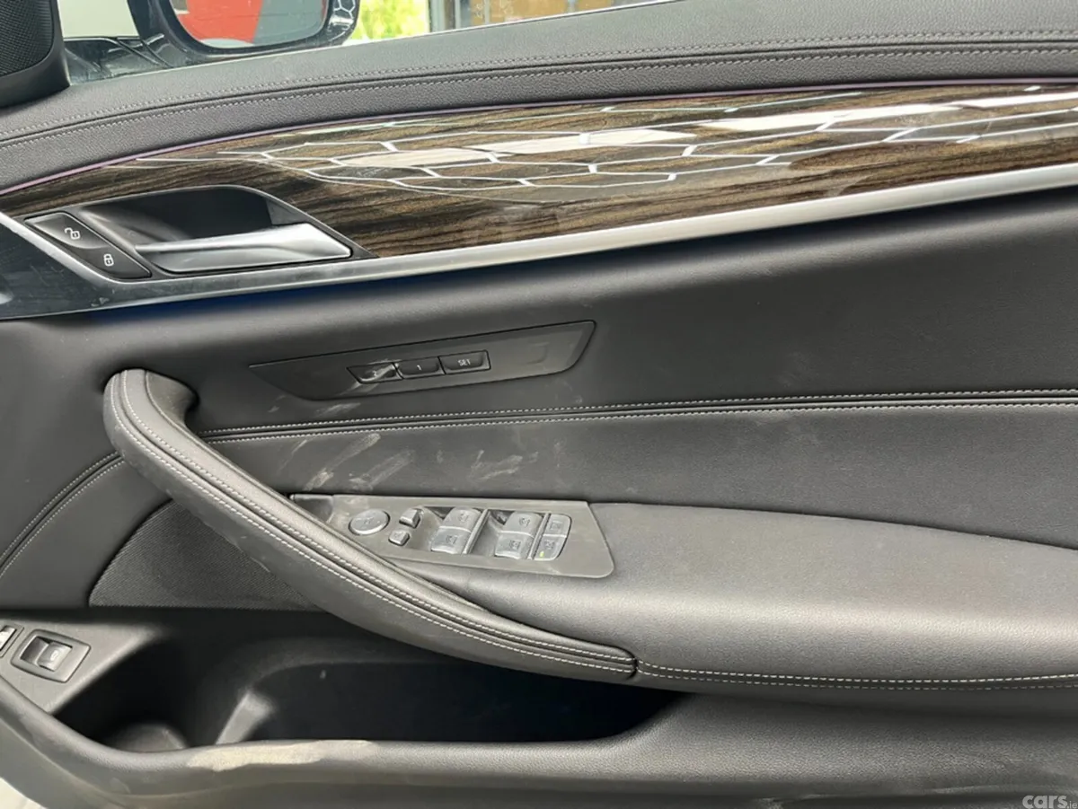 BMW 5-Series Saloon, Petrol Hybrid, 2021, White
