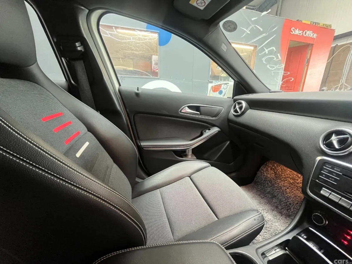 Mercedes-Benz A-Class Hatchback, Petrol, 2017, White