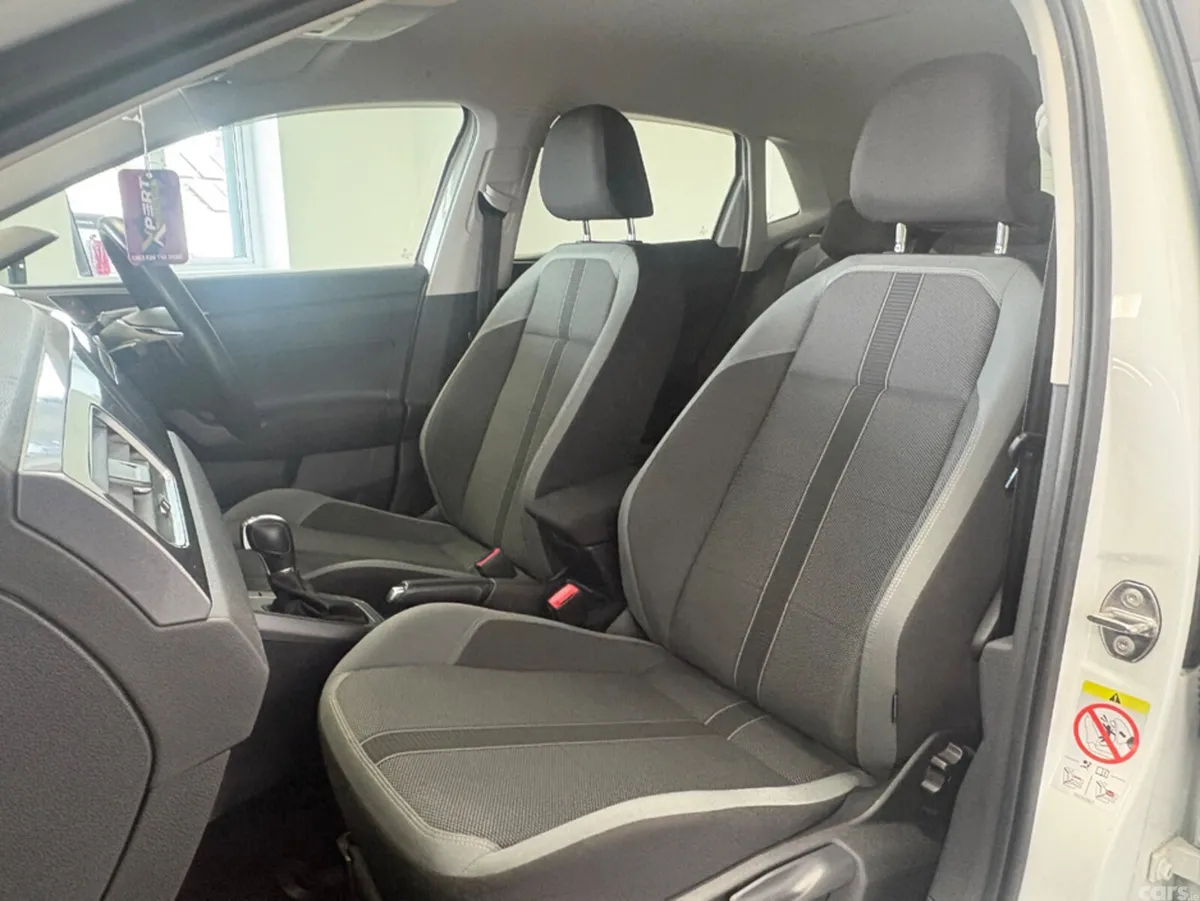 Volkswagen Polo Hatchback, Petrol, 2019, White
