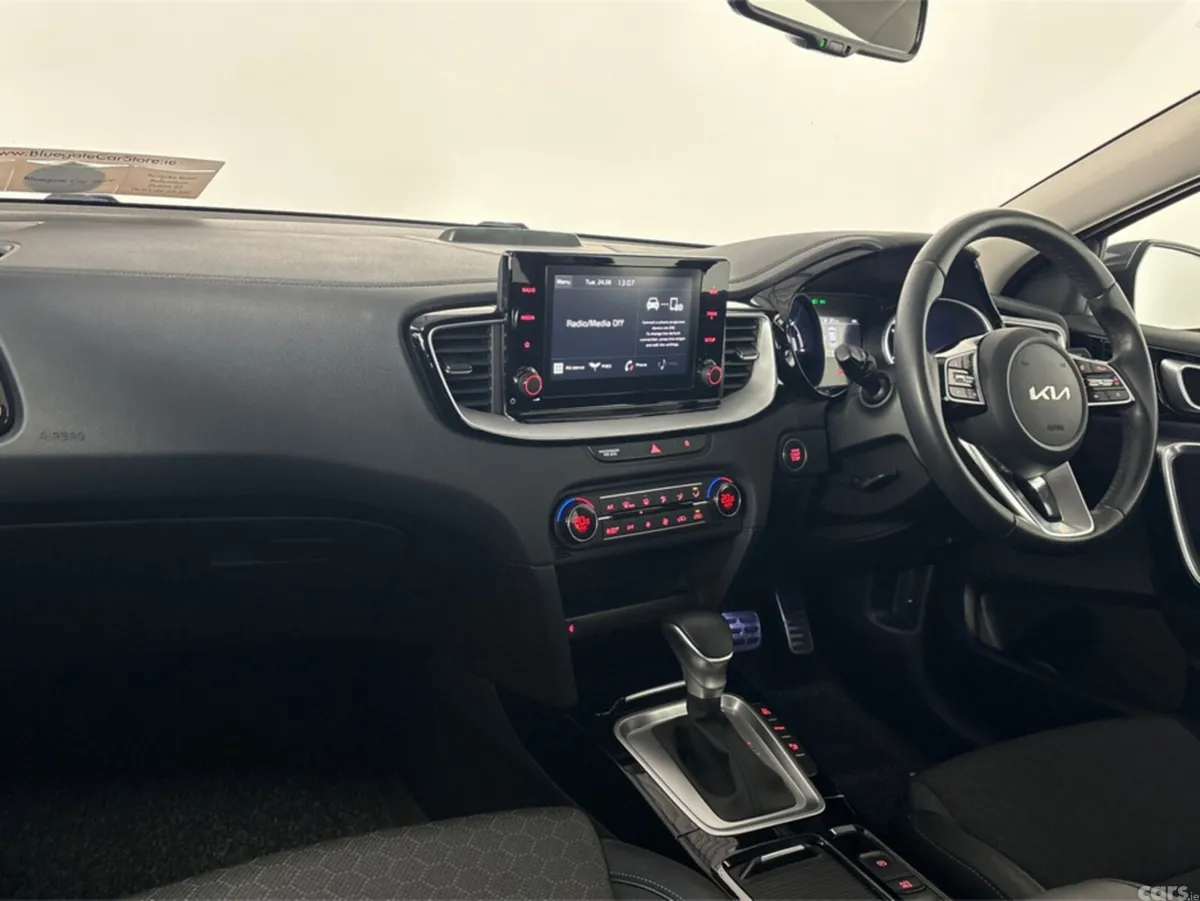 Kia XCeed Hatchback, Petrol Plug-in Hybrid, 2022, Grey