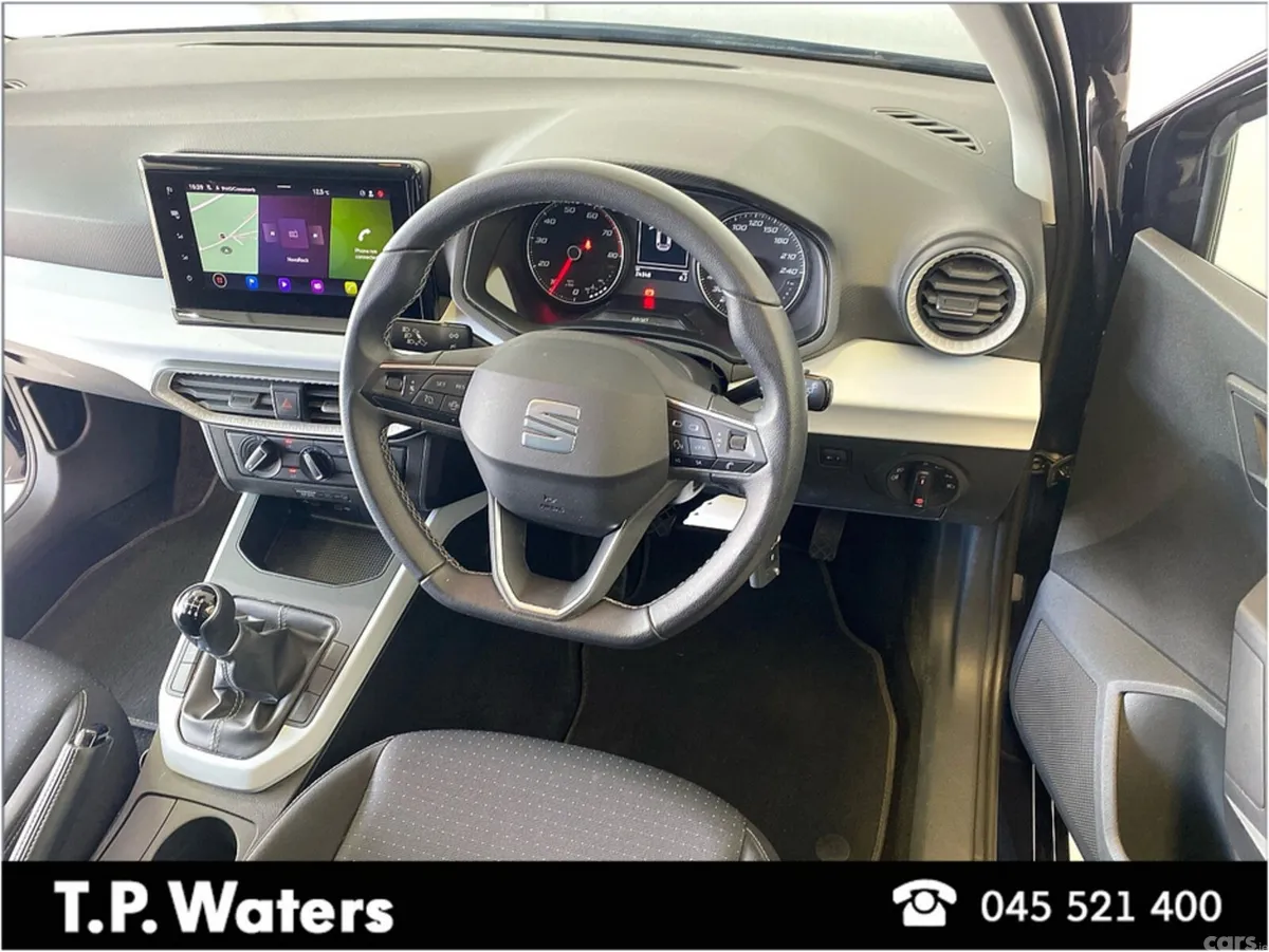 SEAT Arona Hatchback, Petrol, 2023, Blue