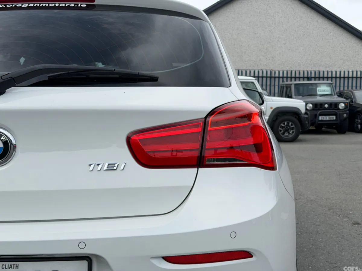 BMW 1-Series Hatchback, Petrol, 2017, White