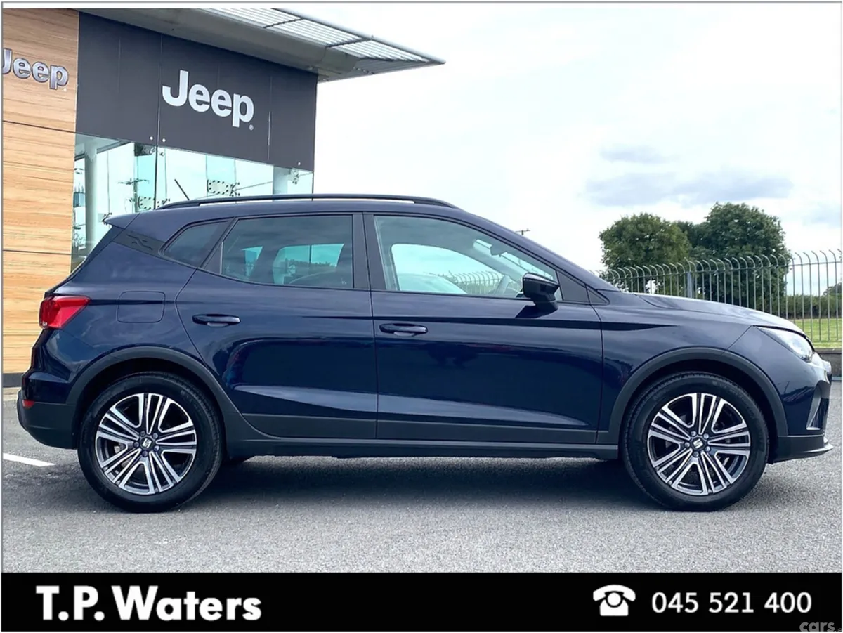 SEAT Arona Hatchback, Petrol, 2023, Blue