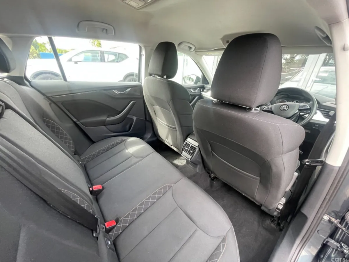 Skoda Scala Hatchback, Petrol, 2020, Grey