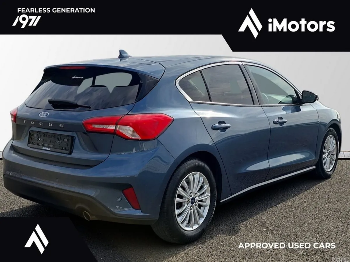 Ford Focus Hatchback, Petrol, 2019, Blue
