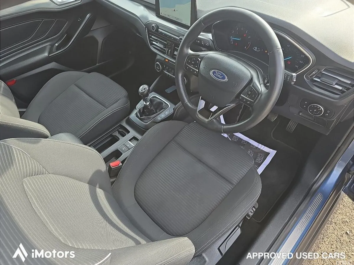 Ford Focus Hatchback, Petrol, 2019, Blue