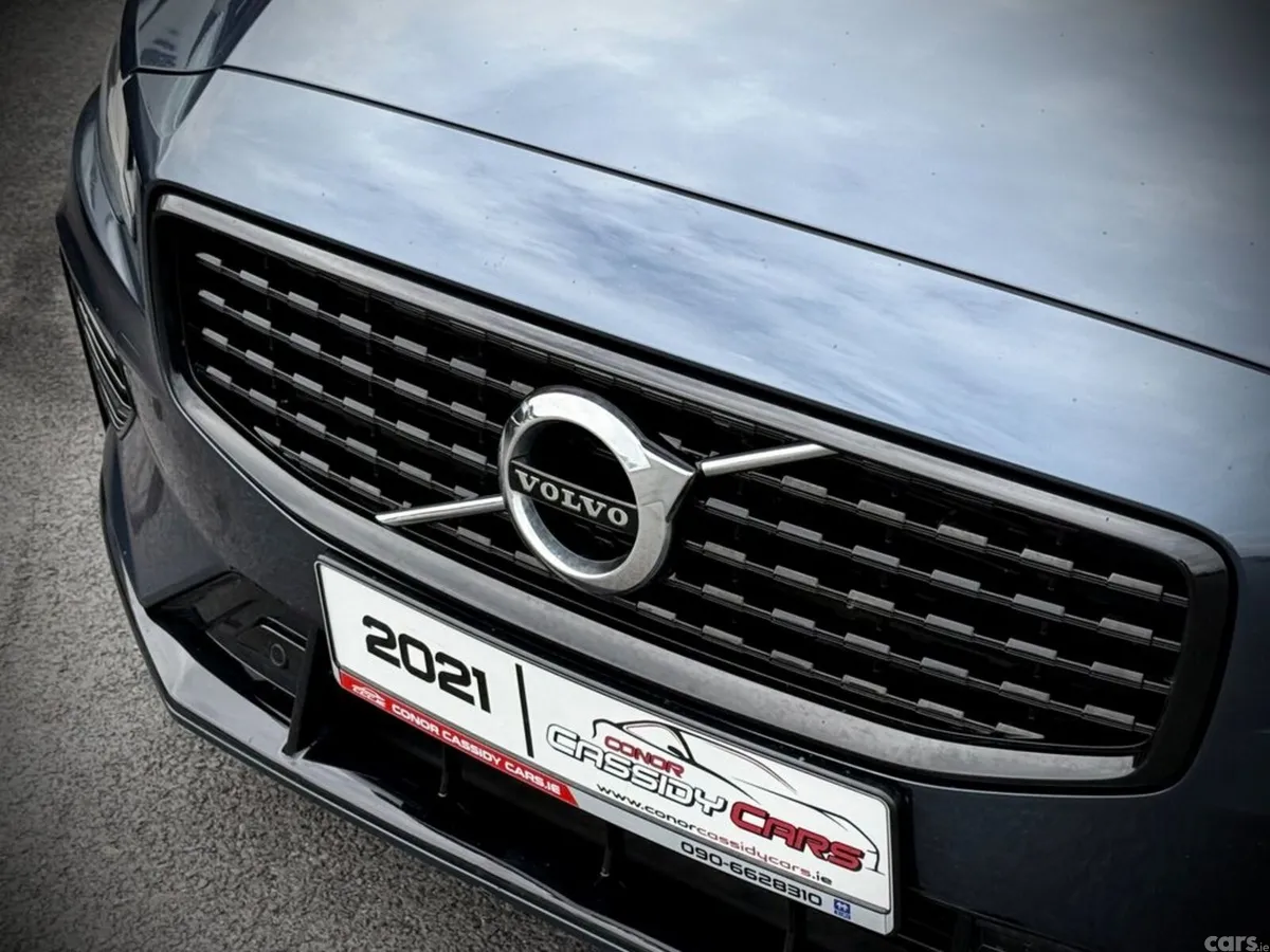 Volvo V60 Estate, Petrol Hybrid, 2021, Blue