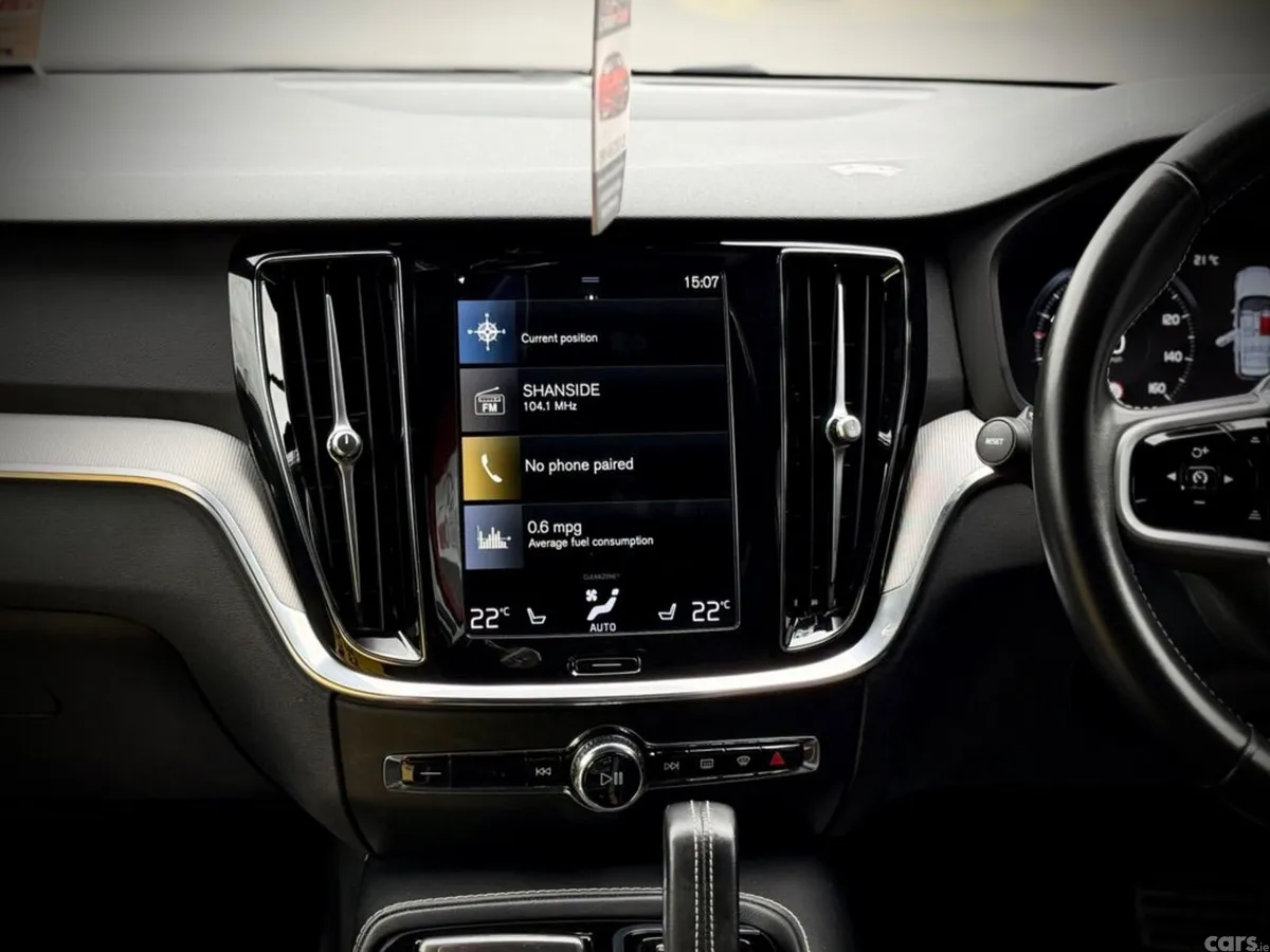 Volvo V60 Estate, Petrol Hybrid, 2021, Blue