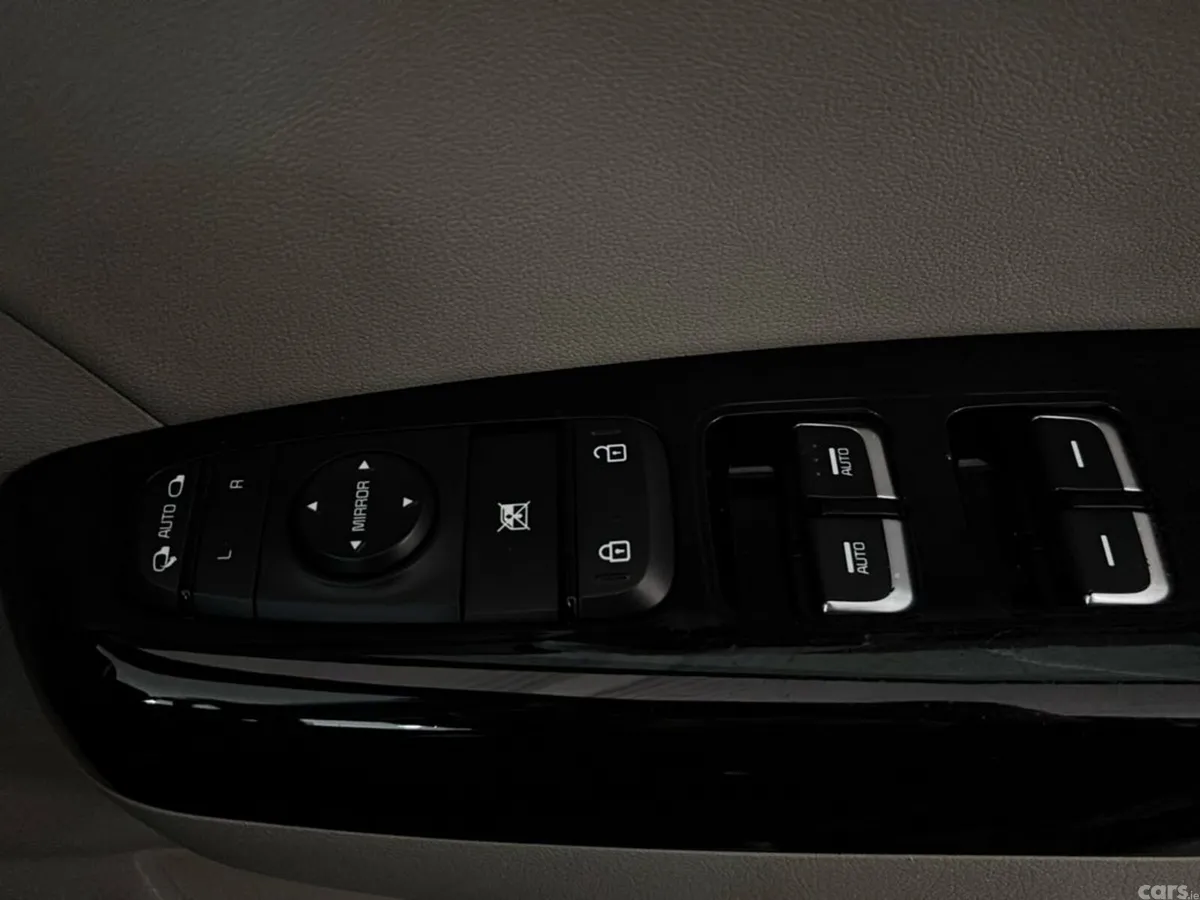 Kia Sportage MPV, Diesel Hybrid, 2021, Black