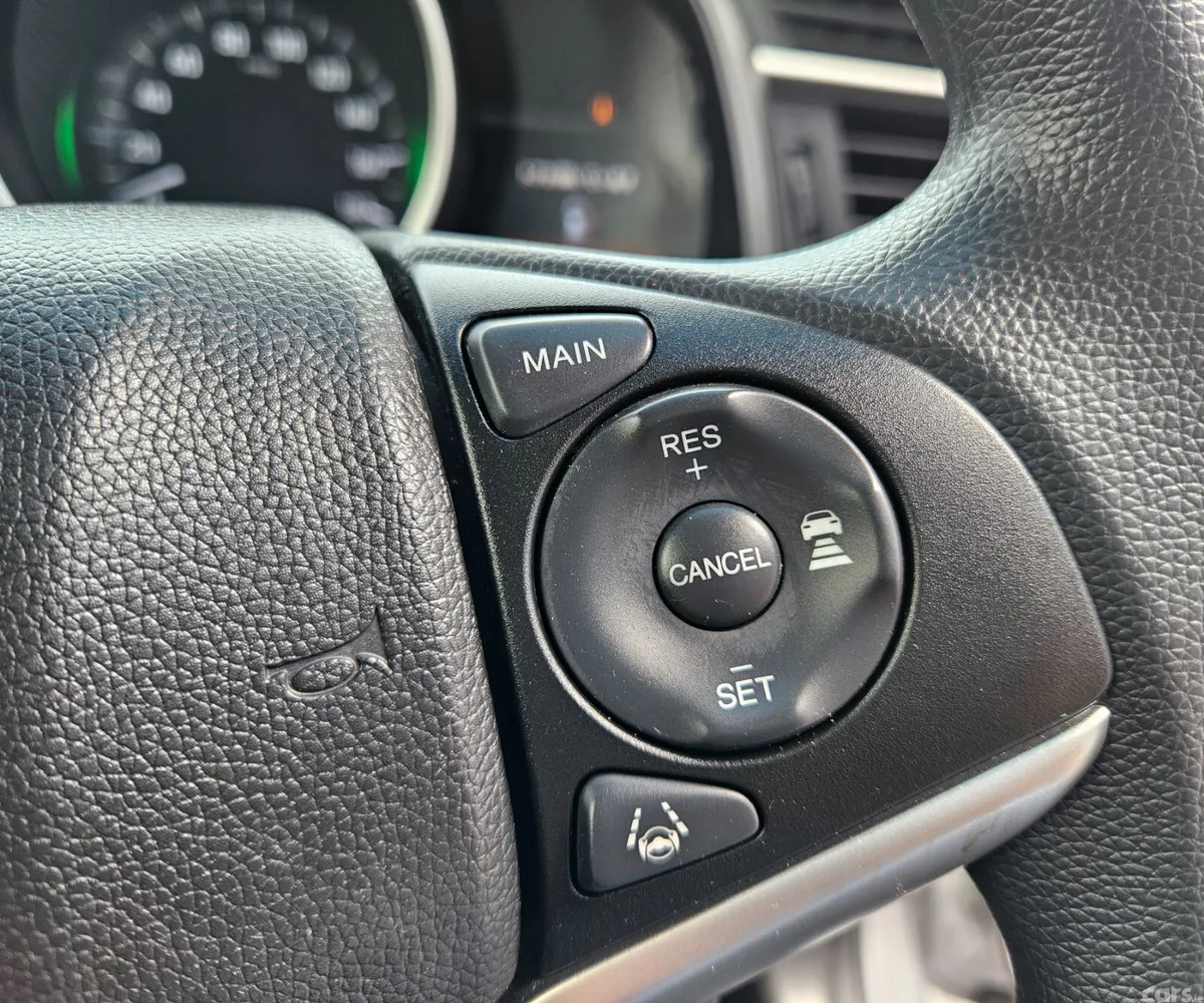 Honda Fit Hatchback, Petrol Hybrid, 2019, Silver
