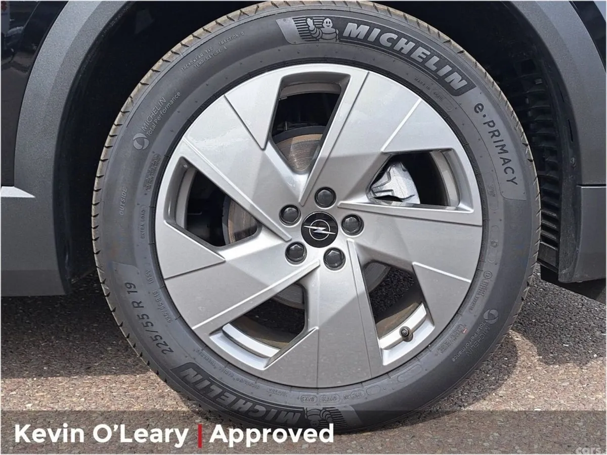Opel Grandland SUV, Petrol, 2026, Black