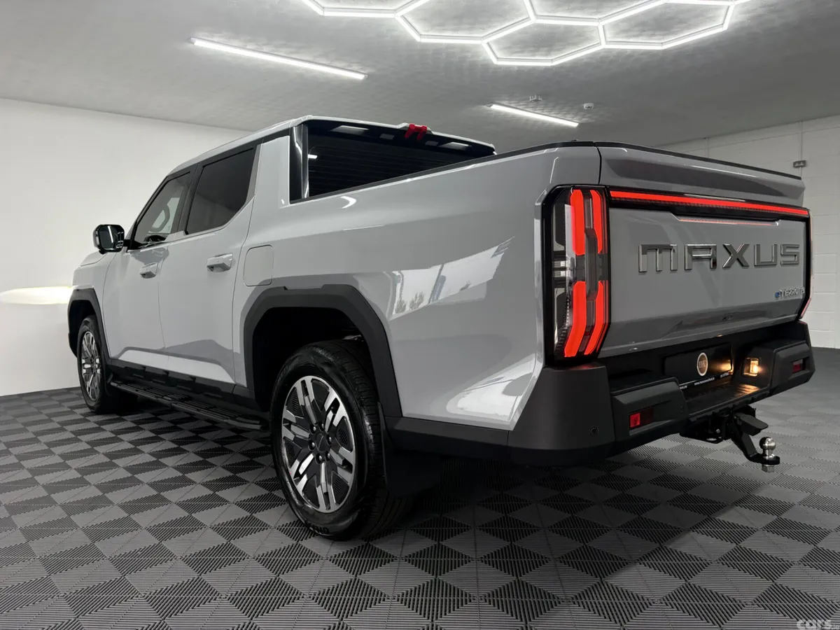 Maxus Other Pick Up, Electric, 2027, Grey