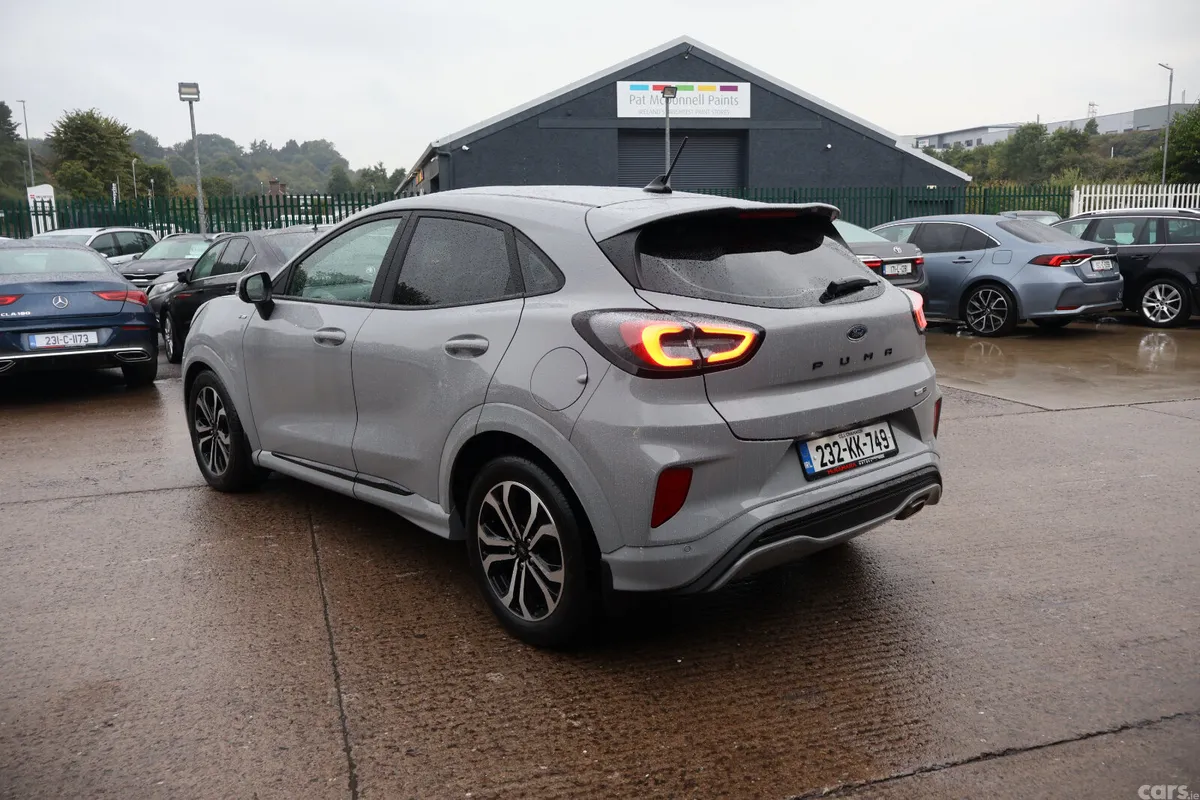 Ford Puma Hatchback, Petrol Hybrid, 2023, Grey