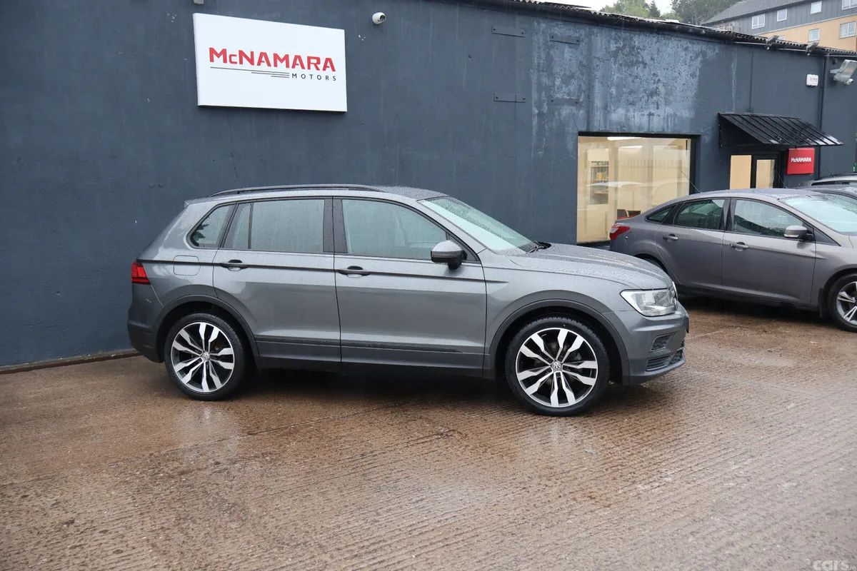 Volkswagen Tiguan SUV, Petrol, 2018, Grey