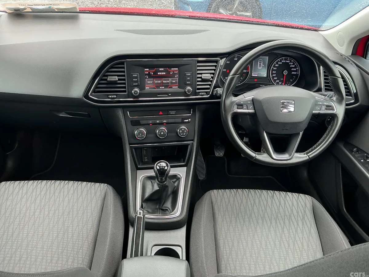 SEAT Leon Hatchback, Diesel, 2017, Red