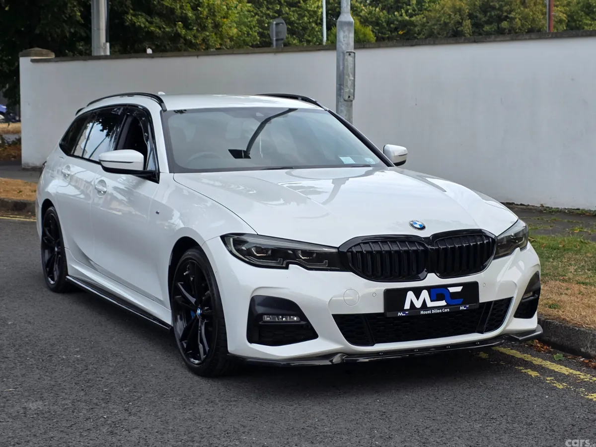 BMW 3-Series Estate, Petrol Plug-in Hybrid, 2021, White