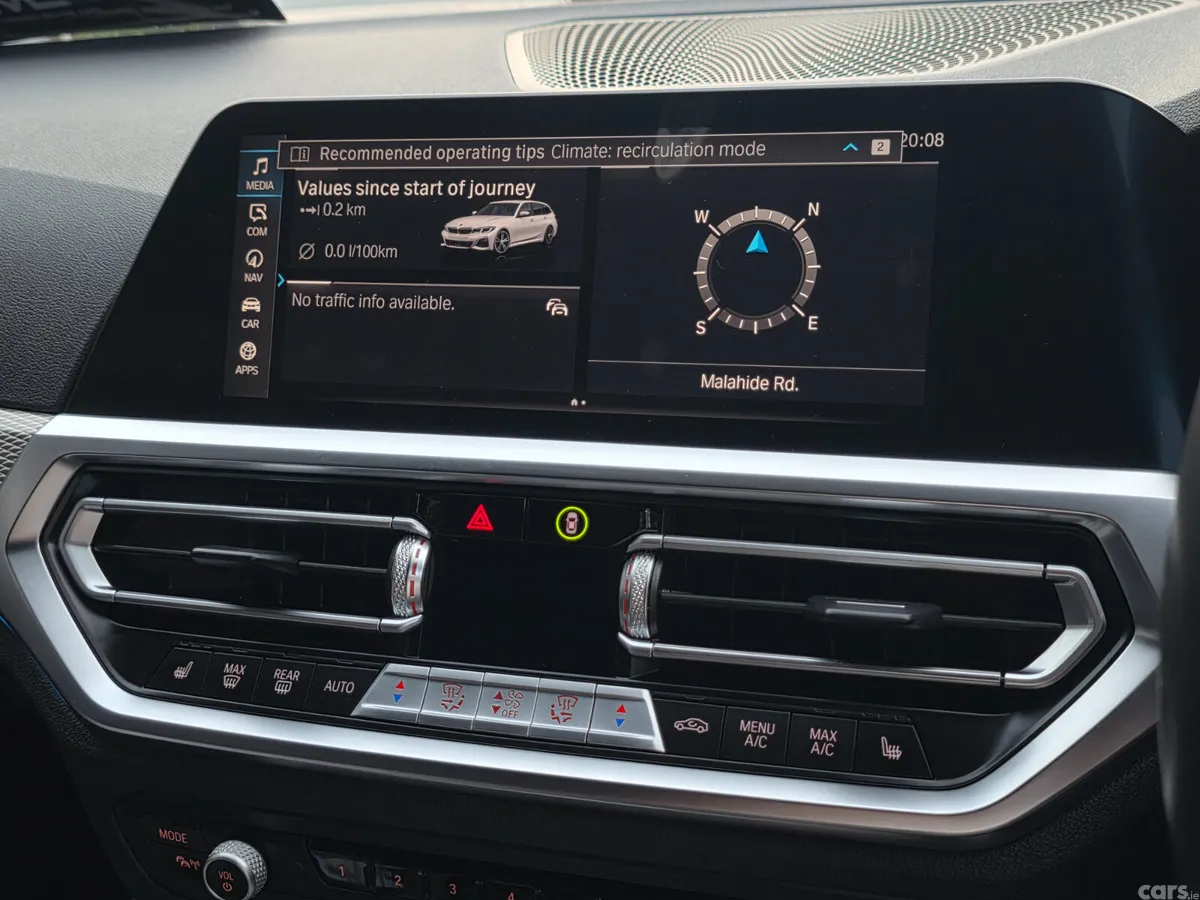 BMW 3-Series Estate, Petrol Plug-in Hybrid, 2021, White