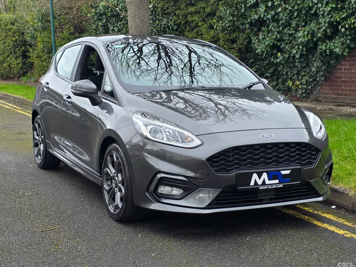 Ford Fiesta Hatchback, Petrol, 2018, Grey