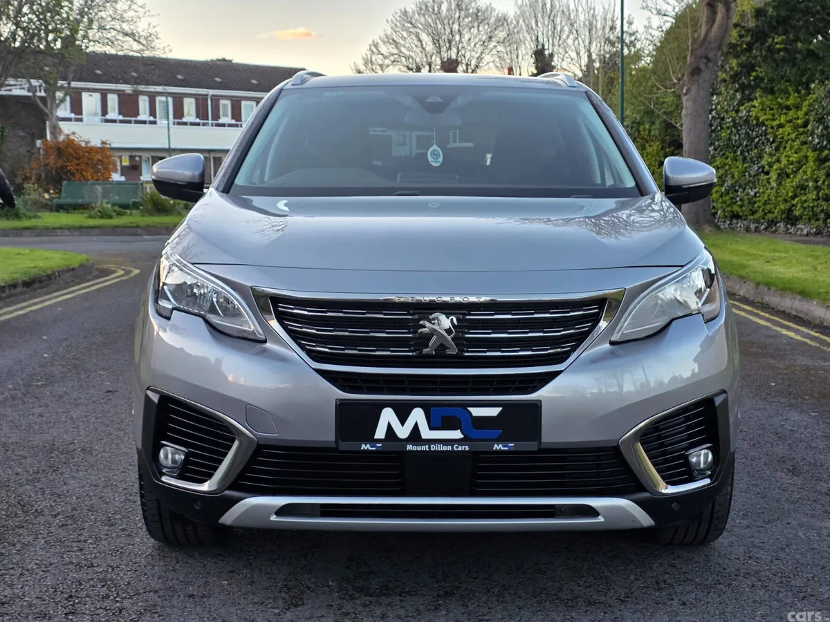 Peugeot 5008 MPV, Diesel, 2020, Grey