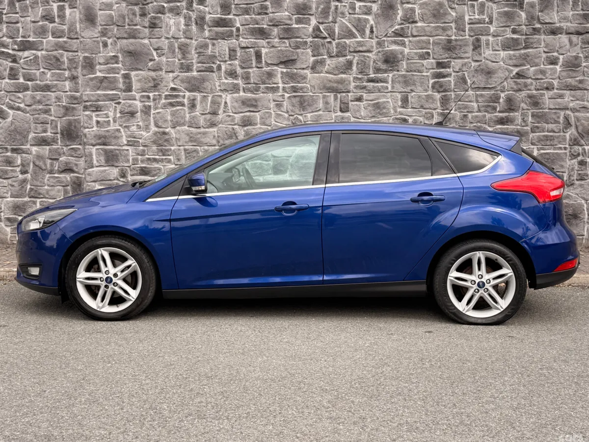 Ford Focus Hatchback, Diesel, 2016, Blue