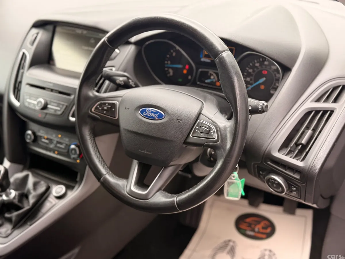 Ford Focus Hatchback, Diesel, 2016, Blue