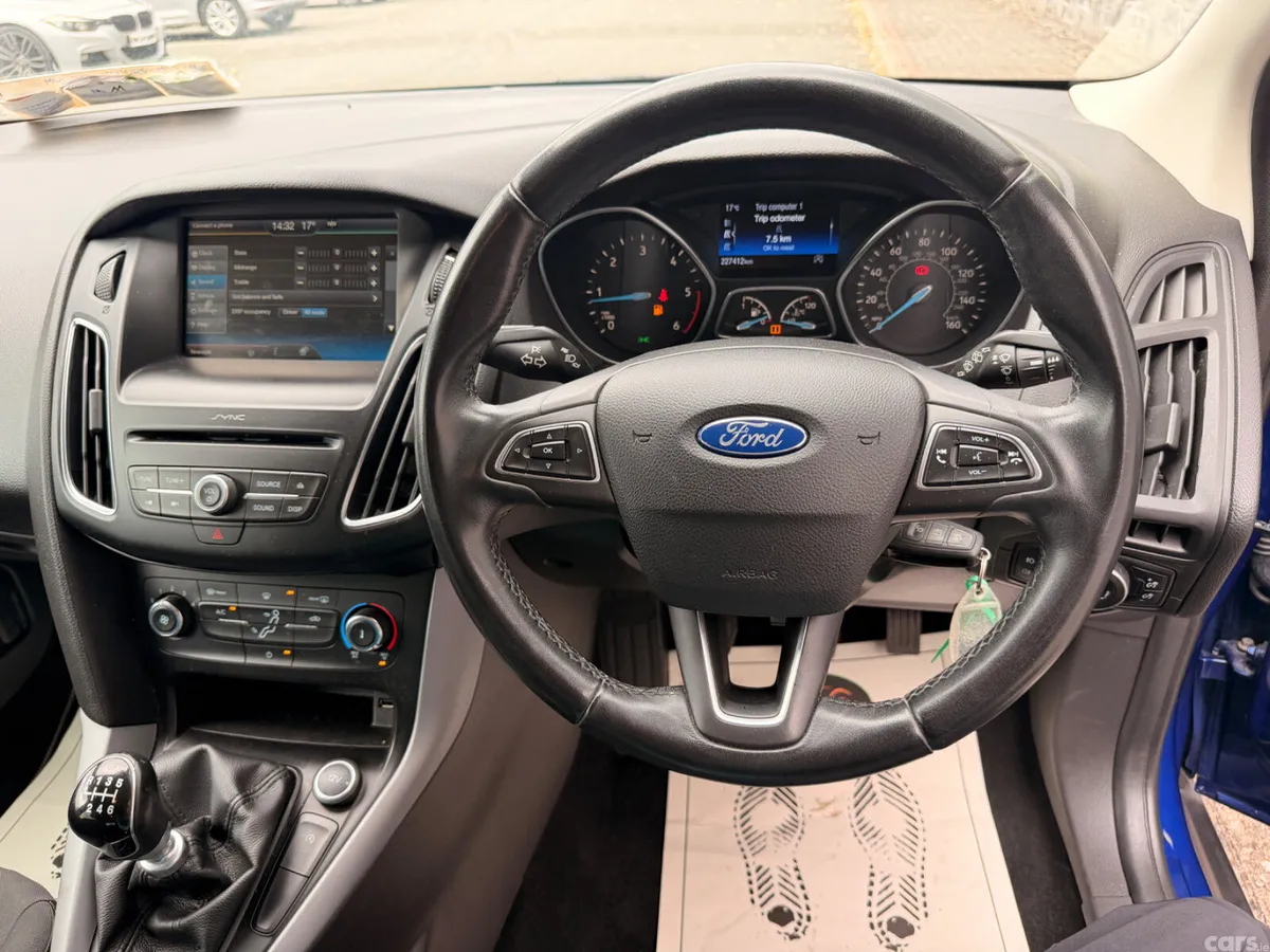 Ford Focus Hatchback, Diesel, 2016, Blue