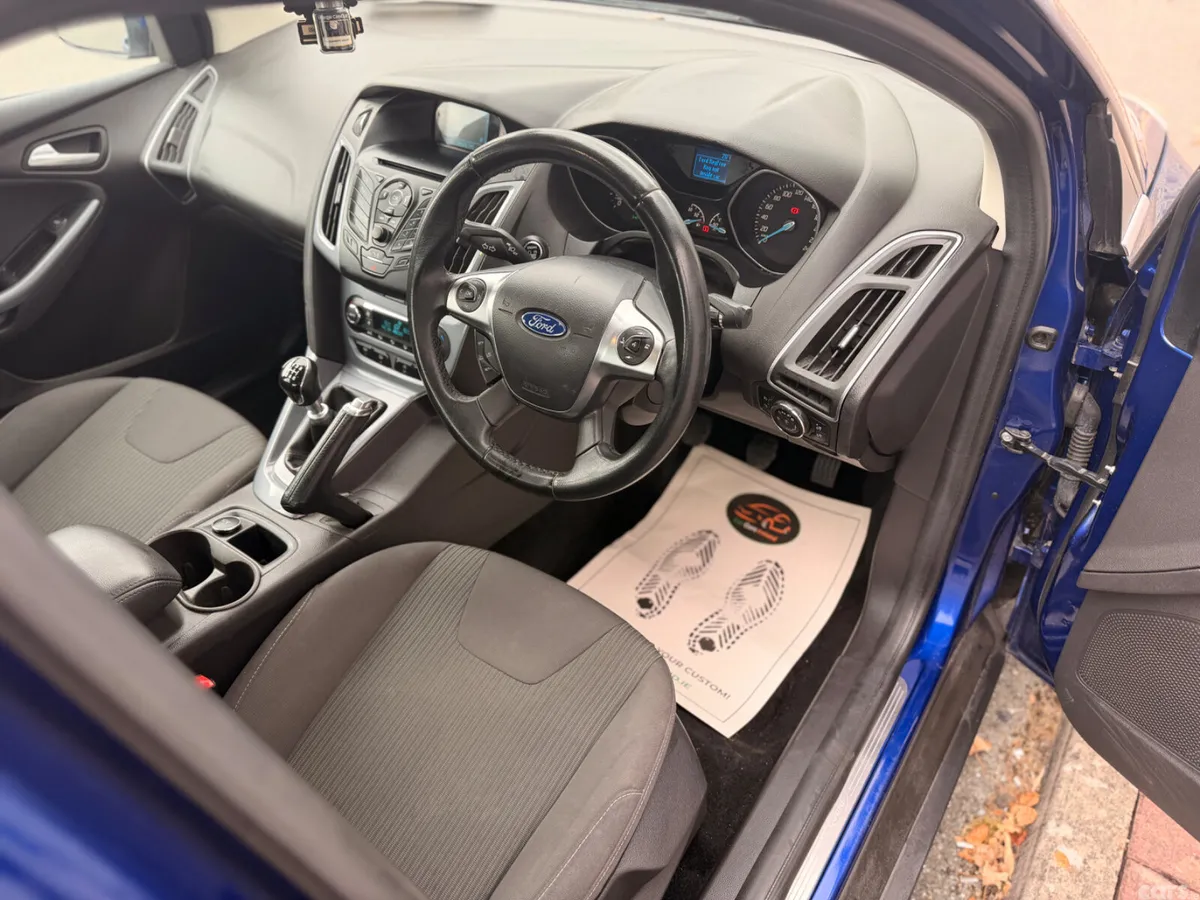 Ford Focus Saloon, Diesel, 2014, Blue